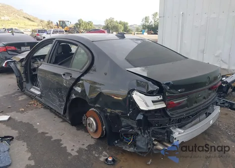 2022 BMW 750 I xDrive из США, поврежденный, VIN WBA7U2C08NCJ42965